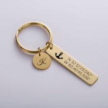Bar-Keychain-with-Disc-Custom-Keychain-Engraved-Text-Keyring-Gift-for-Family-Friend-3