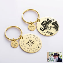 Custom-Disc-Calendar-Keychain-Engraved-Handwriting-Keyring-Personalized-Gift-1