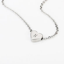 Custom-Initial-Necklace-Engraved-Letter-Heart-Necklace-for-Women-Personalized-Jewelry-3