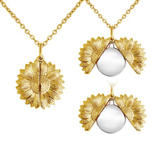 Sunflower-Shaped Personalized Custom Disc Pendant Gold Engraved Text Necklace