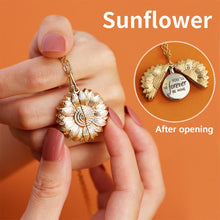 Sunflower-Shaped Personalized Custom Disc Pendant Gold Engraved Text Necklace