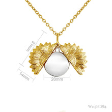 Sunflower-Shaped Personalized Custom Disc Pendant Gold Engraved Text Necklace